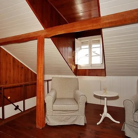 Duplex Lisbon Castle Sao Jorge-3